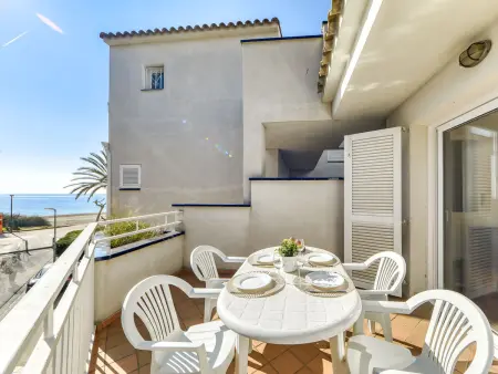 Appartement 65 m² à 20 m de la plage, Roses