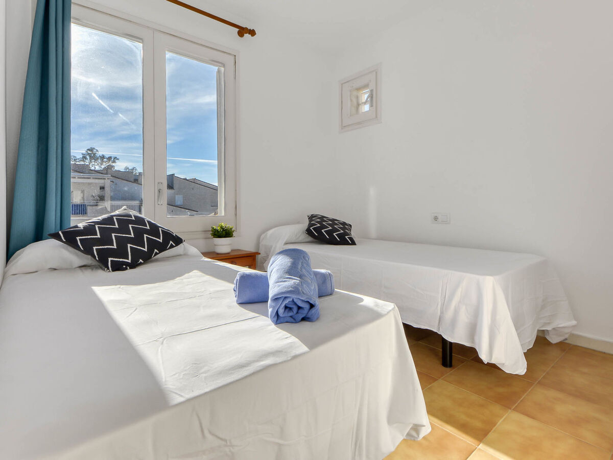 Appartement 2 chambres à 20 m de la plage à Roses - Photo 5