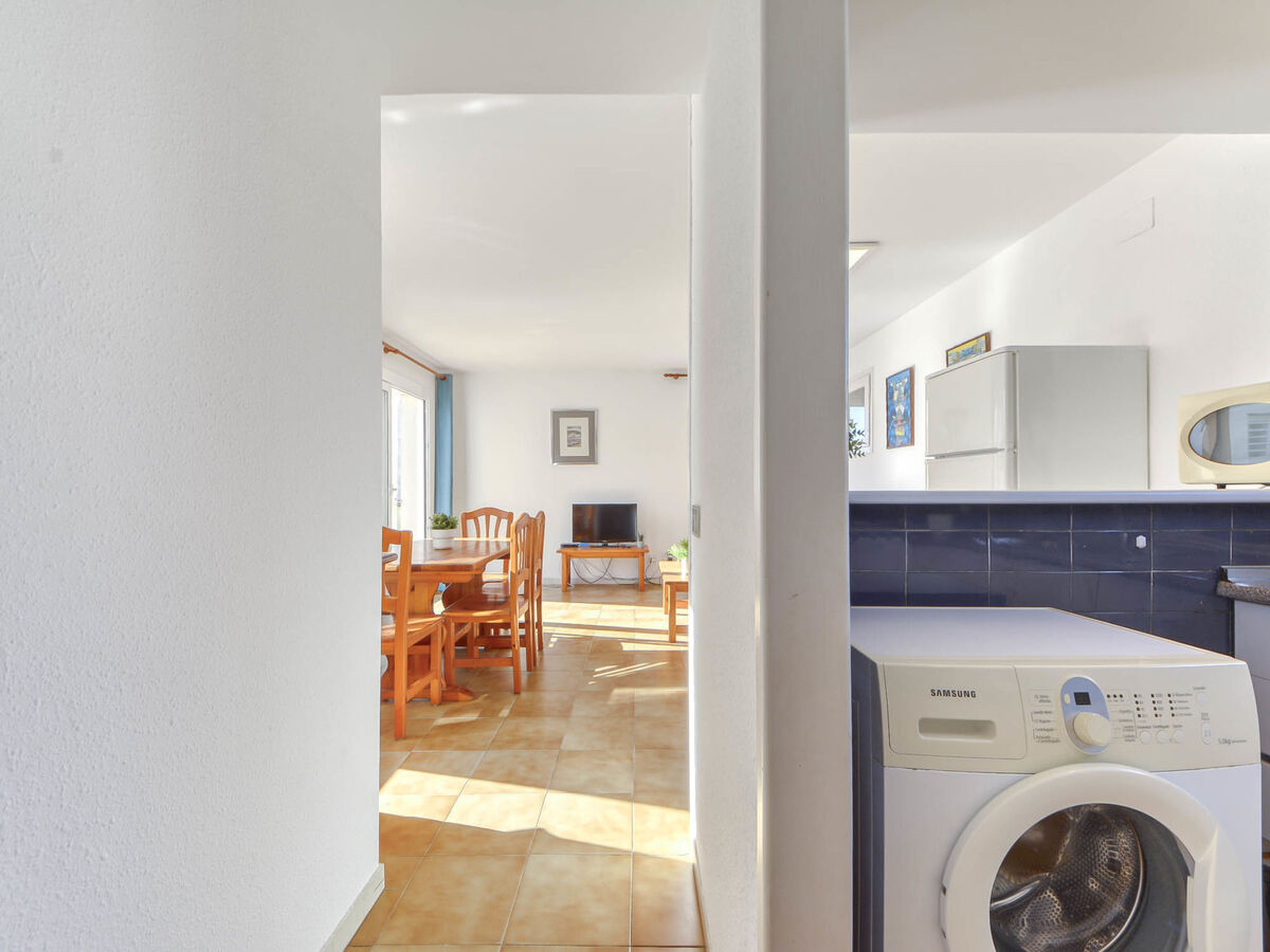 Appartement 2 chambres à 20 m de la plage à Roses - Photo 13