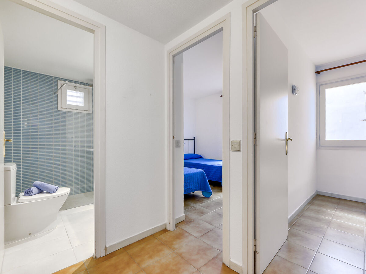 Appartement 2 chambres à 20 m de la plage, Roses - Photo 10
