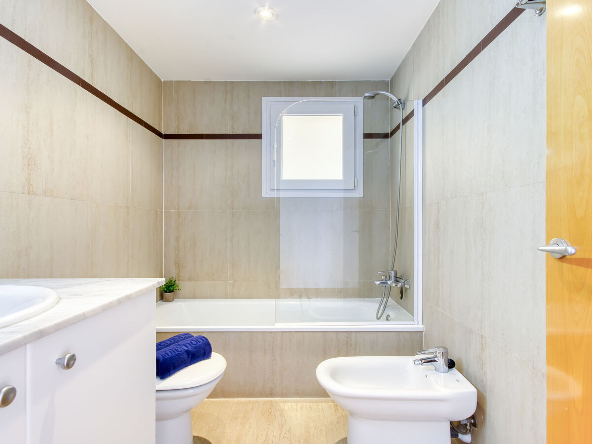 Appartement Sun Village I, résidence avec piscine à Palau Savardera - Photo 26