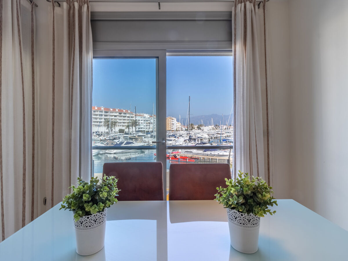 Appartement Del Port, vue canal à Empuriabrava - Photo 8