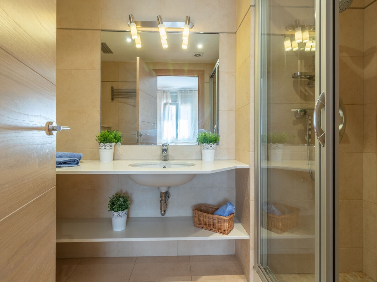 Appartement Del Port, vue canal à Empuriabrava - Photo 13