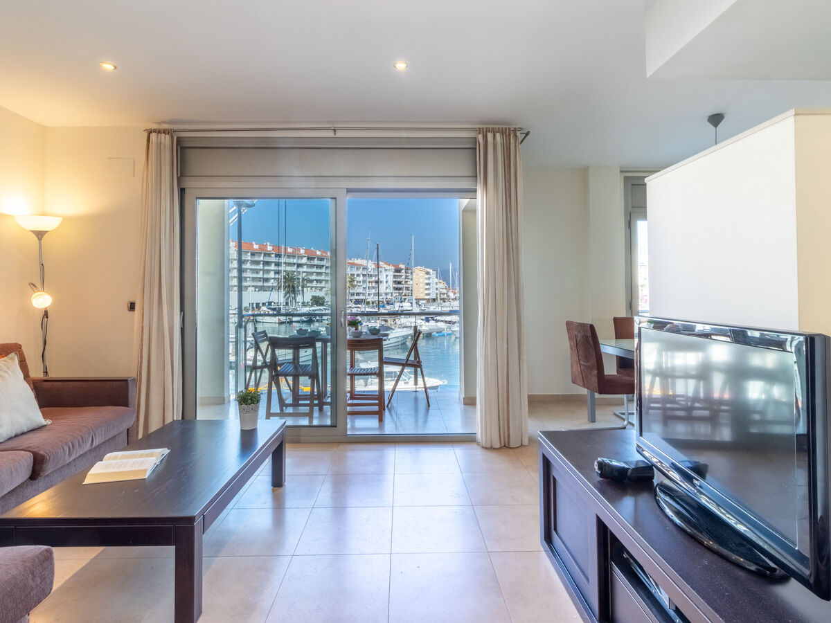 Appartement Del Port, vue canal à Empuriabrava - Photo 2