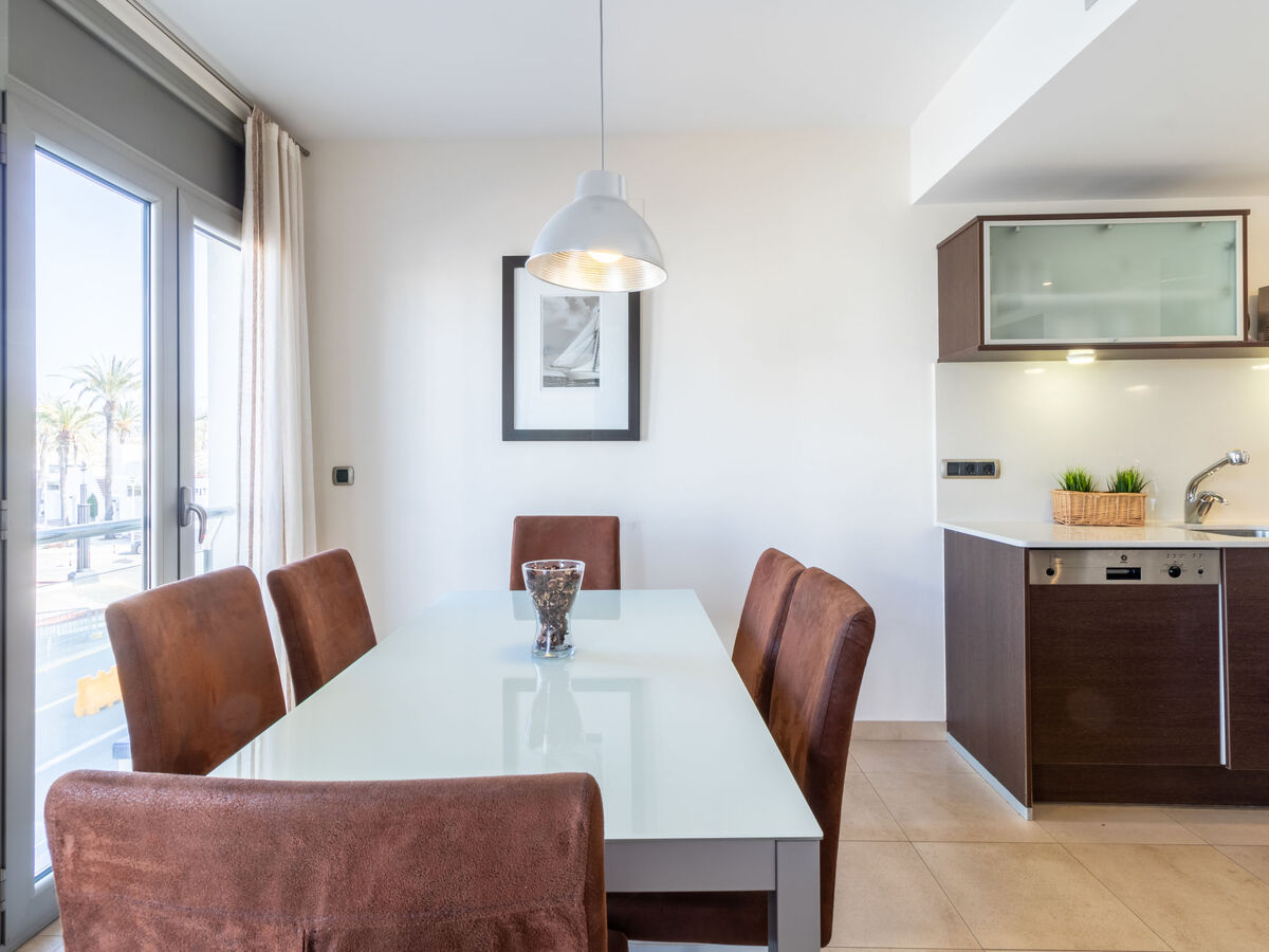 Appartement Del Port, vue canal à Empuriabrava - Photo 3