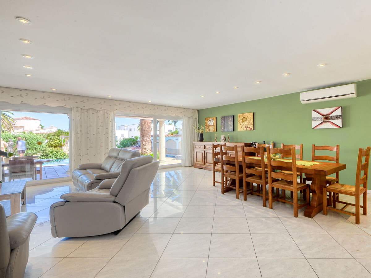 Maison avec piscine et accès canal à Empuriabrava - Photo 3