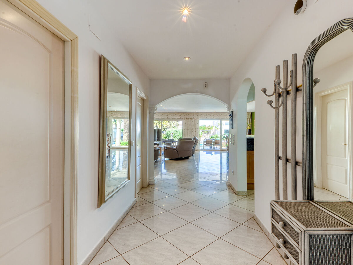 Maison avec piscine et accès canal à Empuriabrava - Photo 15
