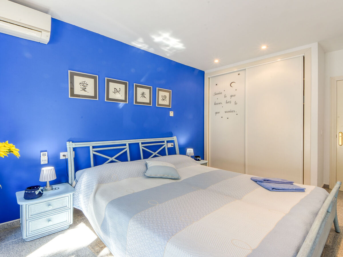 Maison avec piscine et accès canal à Empuriabrava - Photo 17