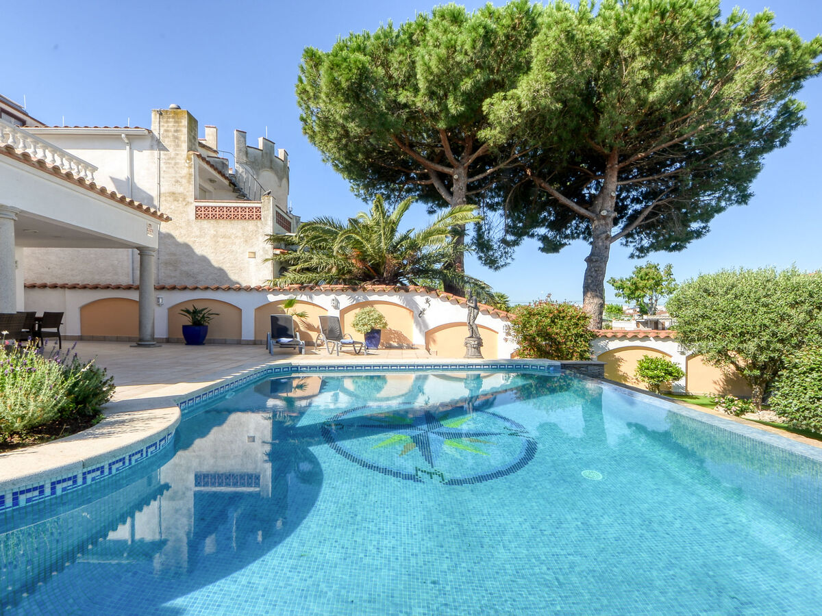 Maison avec piscine et accès canal à Empuriabrava - Photo 36