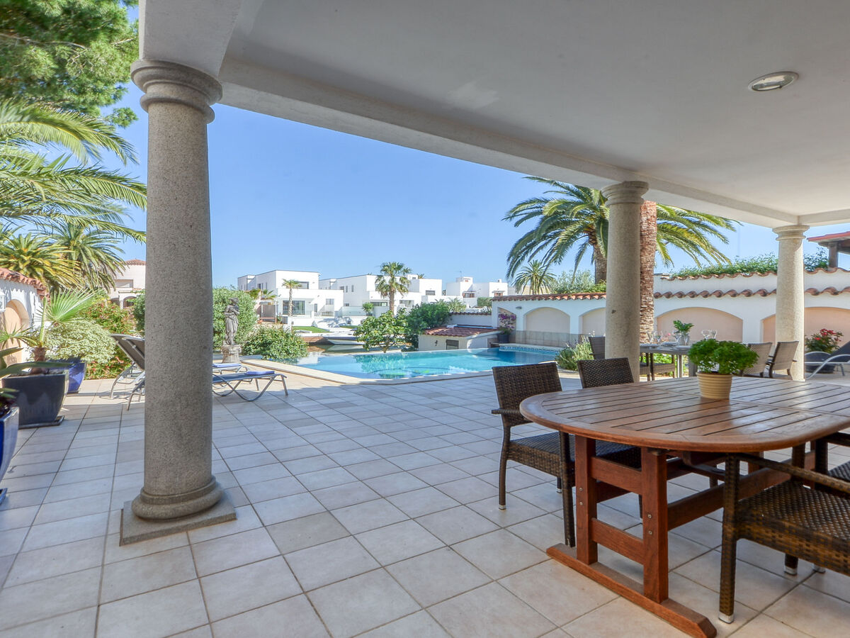 Maison avec piscine et accès canal à Empuriabrava - Photo 37