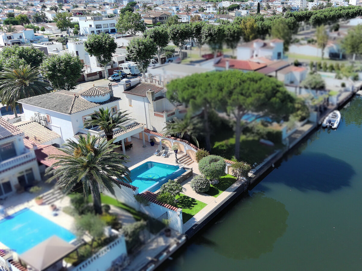 Maison avec piscine et accès canal à Empuriabrava - Photo 40