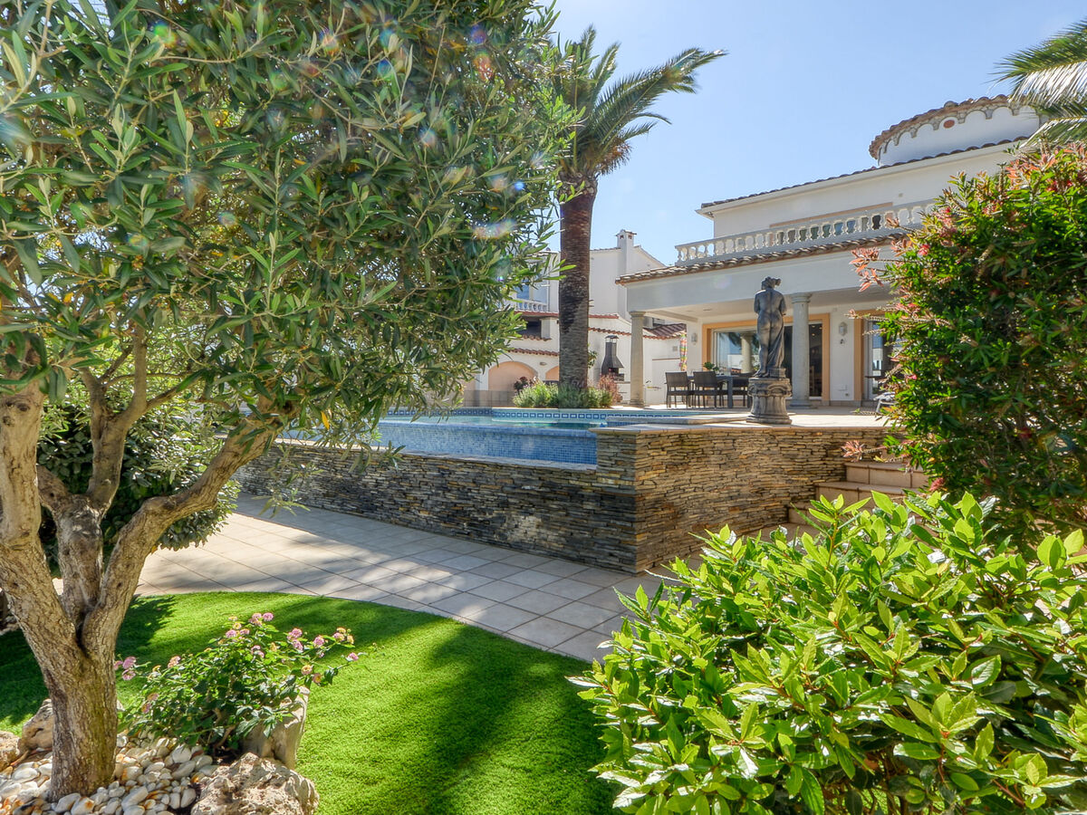 Maison avec piscine et accès canal à Empuriabrava - Photo 45