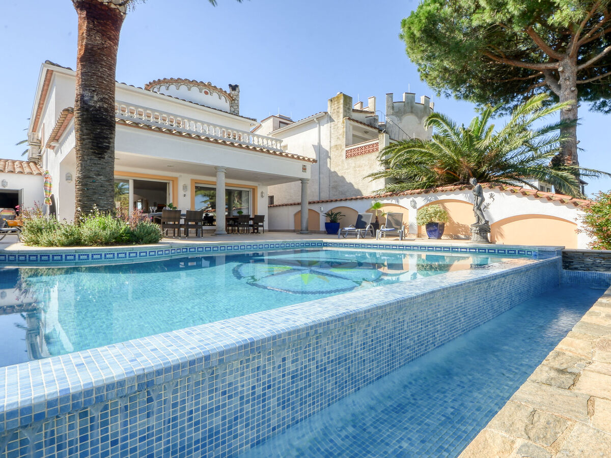 Maison avec piscine et accès canal à Empuriabrava - Photo 49