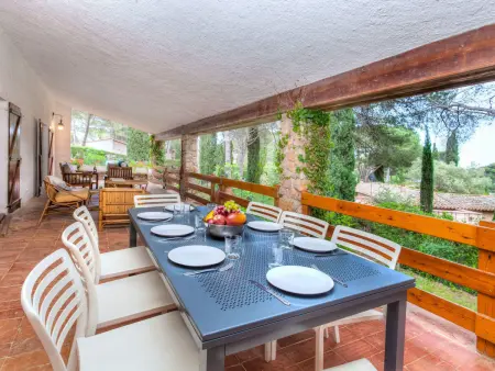 Maison Hermine à L'Escala, jardin de 1 000 m² et terrasse : photo 2