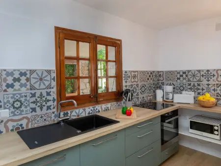 Maison Hermine à L'Escala, jardin de 1 000 m² et terrasse : photo 11