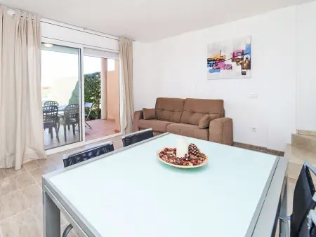 Maison Juanes à L'Escala : piscine, jardin et plage à 1,5 km : photo 9