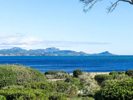 Appartement Saint-Aygulf avec terrasse et vue sur la mer : photo 5