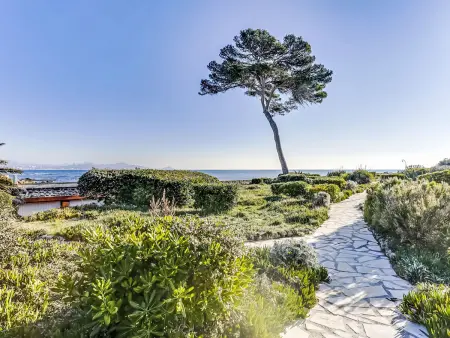 Appartement Saint-Aygulf avec terrasse et vue sur la mer : photo 19