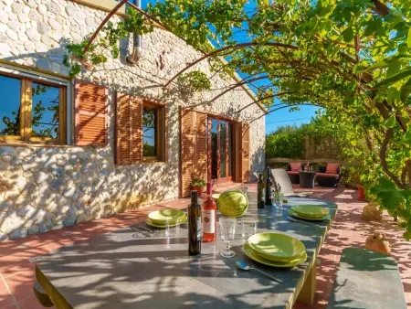 Maison Estrella, piscine et verger à Sant Llorenç des Cardassar : photo 3