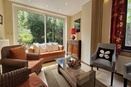 Villa Lilia, 8 chambres avec parc à Spa : photo 9