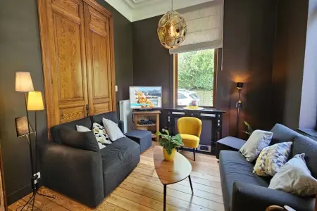 Villa Lilia, 8 chambres avec parc à Spa : photo 11