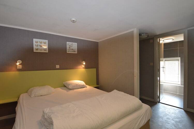 Gîte le Marcourt – Maison 32 pers, 10 ch - Photo 15