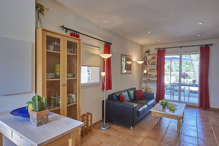 Gîte Le Jardin du Golf – Nans-les-Pins - Photo 4