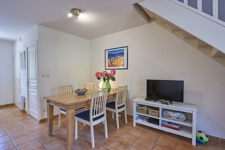 Gîte Le Jardin du Golf – Nans-les-Pins - Photo 6