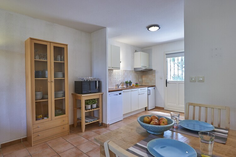 Gîte Le Jardin du Golf – Nans-les-Pins - Photo 12