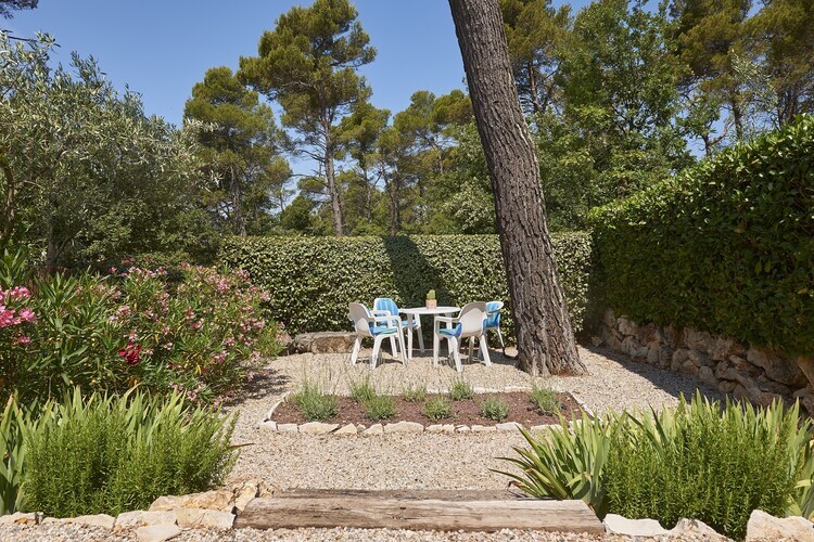 Gîte Le Jardin du Golf – Nans-les-Pins - Photo 18