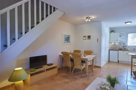 Gîte Le Jardin du Golf – Nans-les-Pins : photo 11