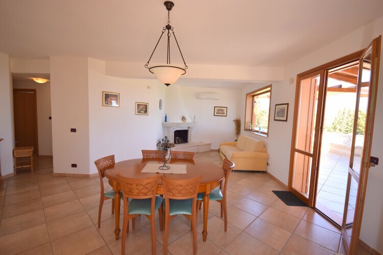 Villa La Marmora – Maison 6 personnes avec jardin à Castellammare - Photo 2