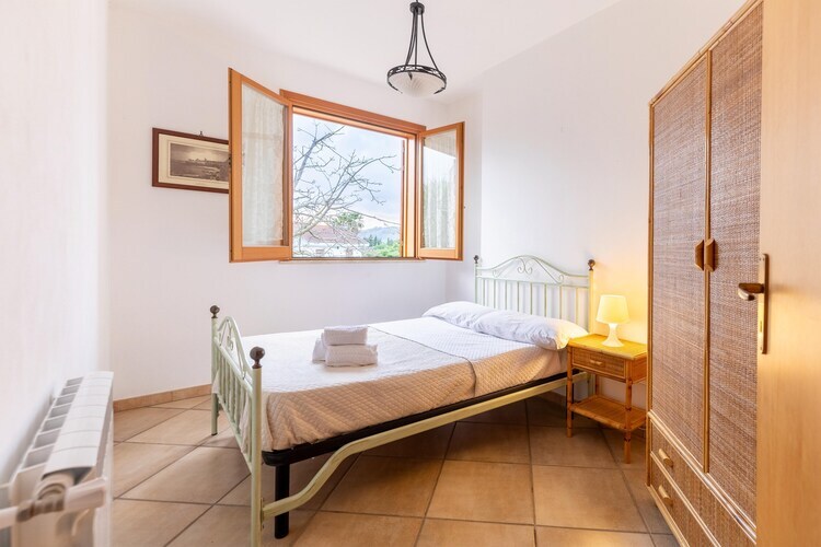 Villa La Marmora – Maison 6 personnes avec jardin à Castellammare - Photo 3
