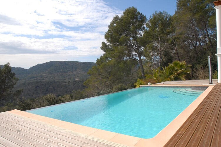 Villa d'Eden à Bagnols en Forêt, piscine débordement - Photo 28