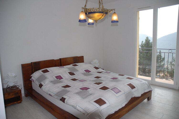 Villa d'Eden à Bagnols en Forêt, piscine débordement - Photo 35