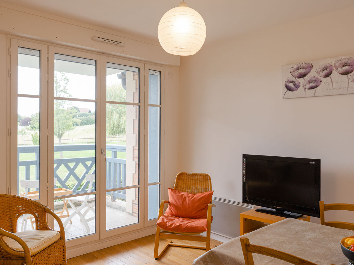 Appartement Les Coteaux, balcon est à 750 m de la mer - Photo 6