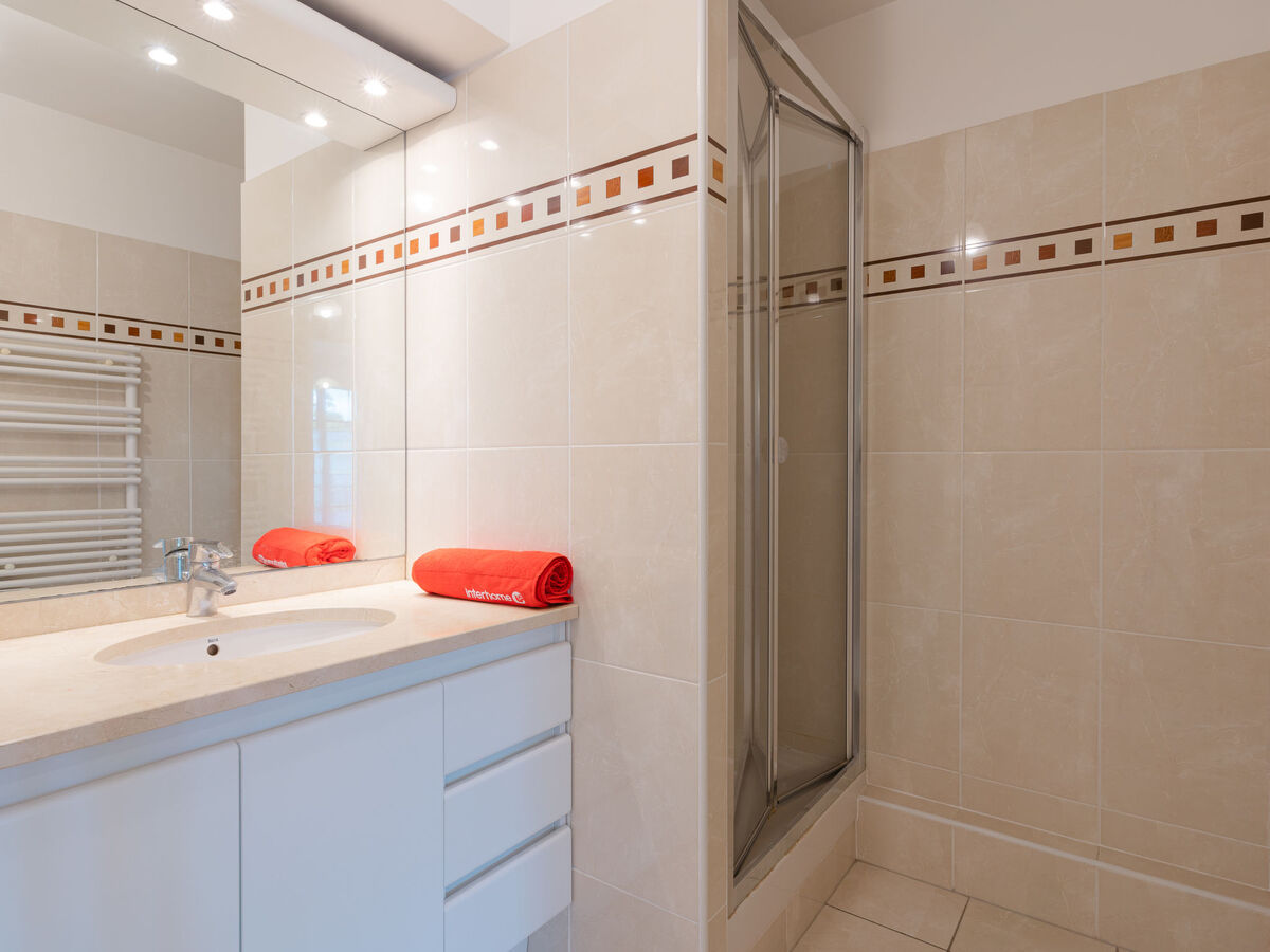 Appartement Les Coteaux, balcon est à 750 m de la mer - Photo 11