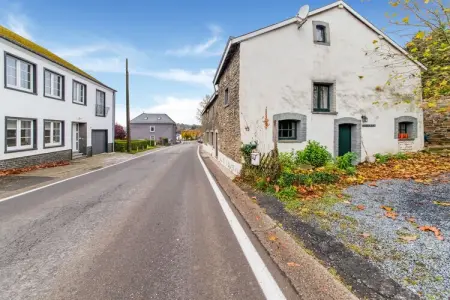 Aux Petits Nutons, maison ancienne à Cherain : photo 6