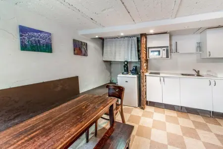 Aux Petits Nutons, maison ancienne à Cherain : photo 19
