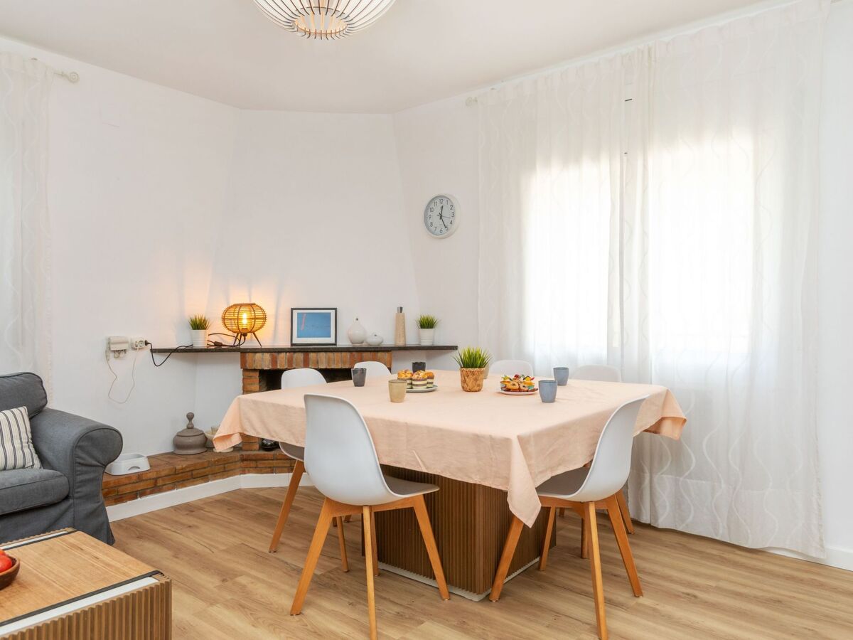 Antem – Maison 4 chambres avec piscine à Lloret de Mar - Photo 7