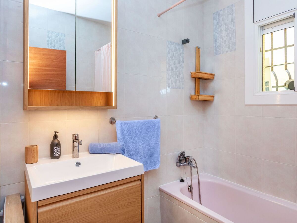 Antem – Maison 4 chambres avec piscine à Lloret de Mar - Photo 16