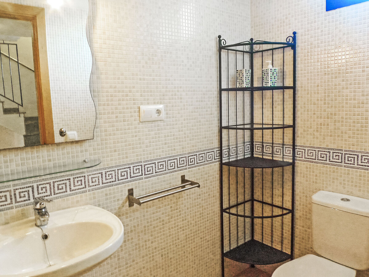 Maison Minini à L'Ampolla – piscine et parking couvert - Photo 11
