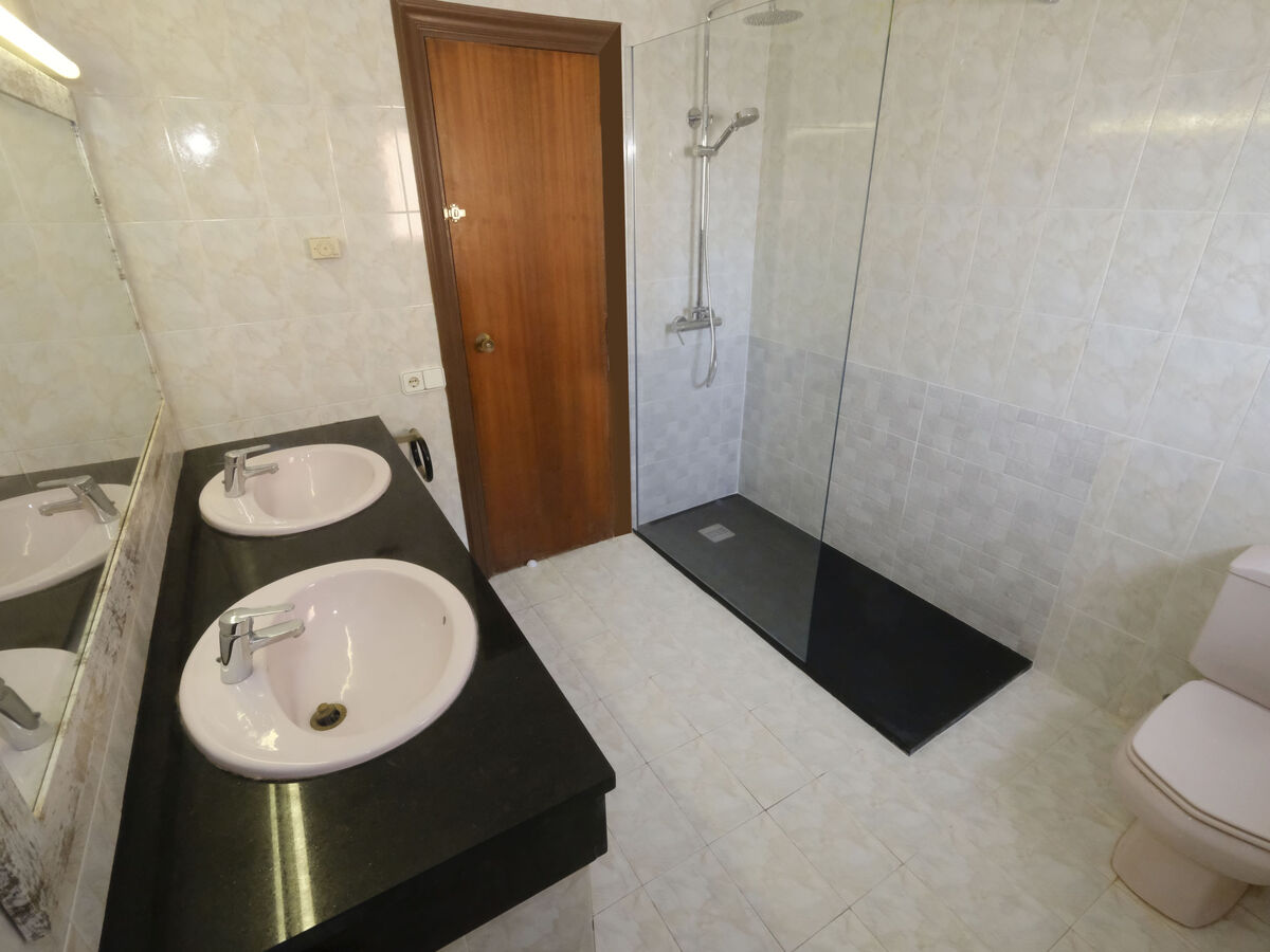 Urb. Maricel – Maison 9 pers., 30 m de la mer - Photo 16