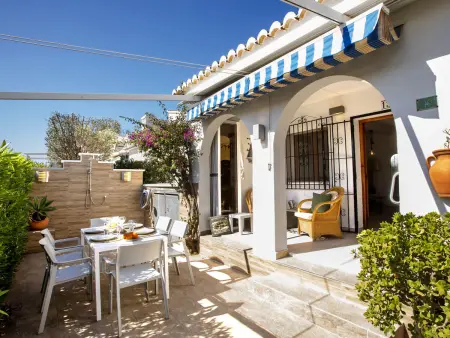 Maison mitoyenne Pueblo Andaluz à Dénia, jardin et piscine : photo 24