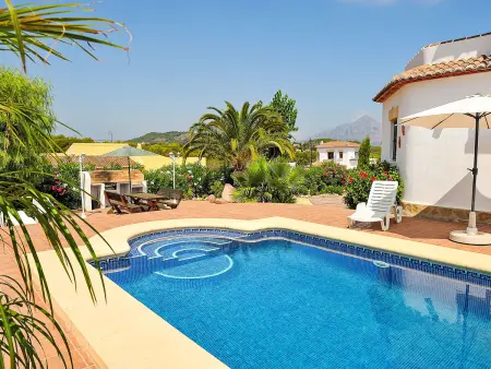 Maison avec piscine et jardin privé à Javea, 4 personnes : photo 2