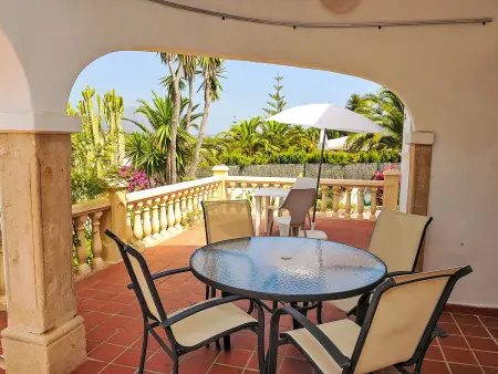 Maison avec piscine et jardin privé à Javea, 4 personnes : photo 4