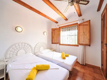 Maison avec piscine et jardin privé à Javea, 4 personnes : photo 12