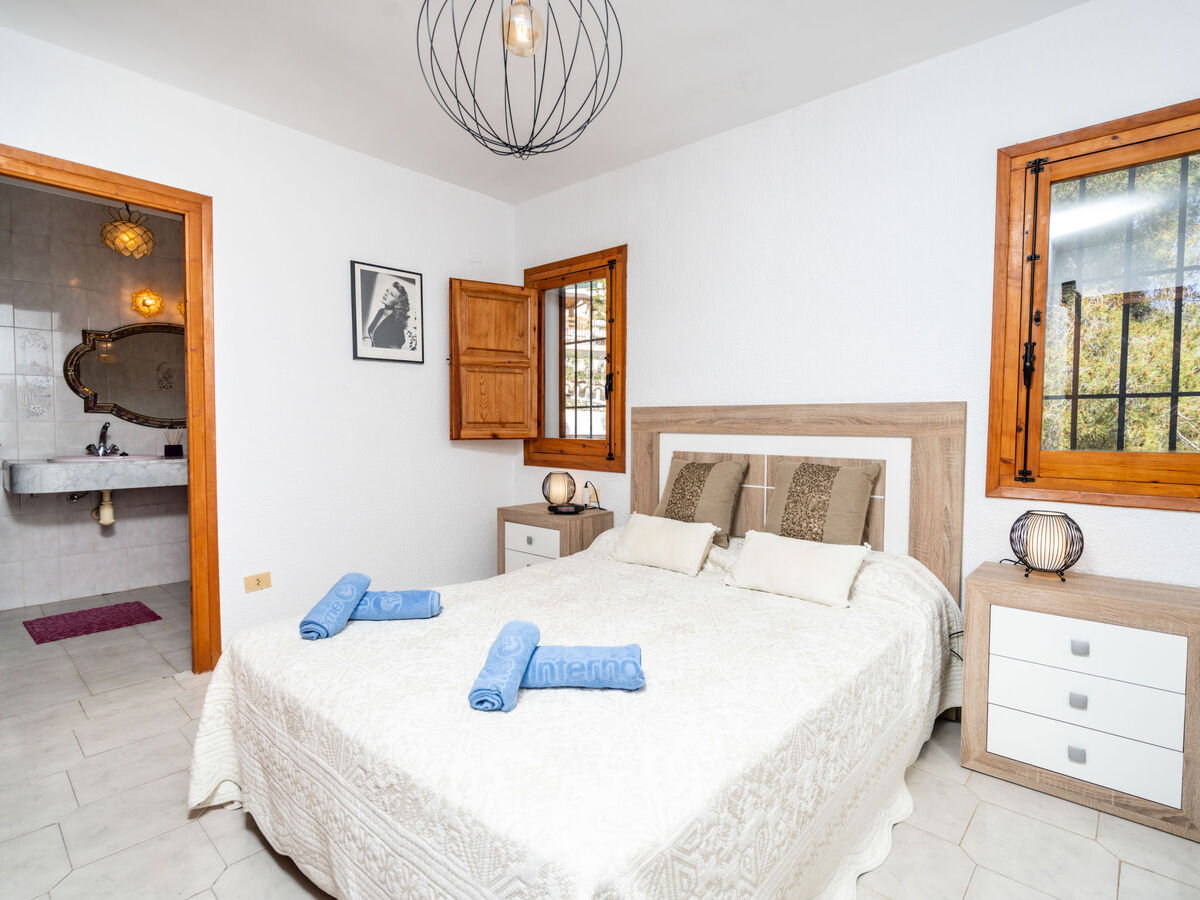 Maison Amadorio à Javea – piscine et jardin 1 000 m² - Photo 5