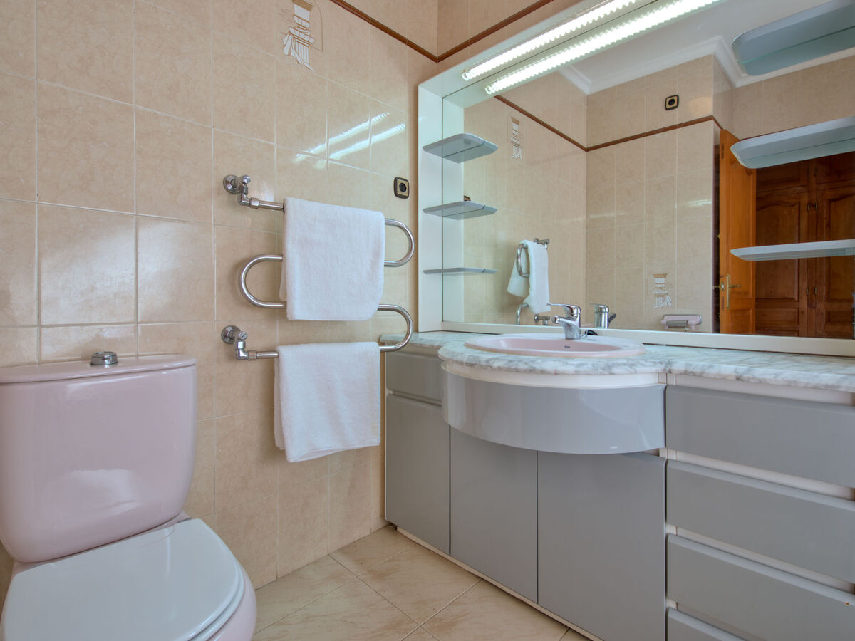 Maison Cap Marti à Javea – piscine et jardin 900 m² - Photo 18