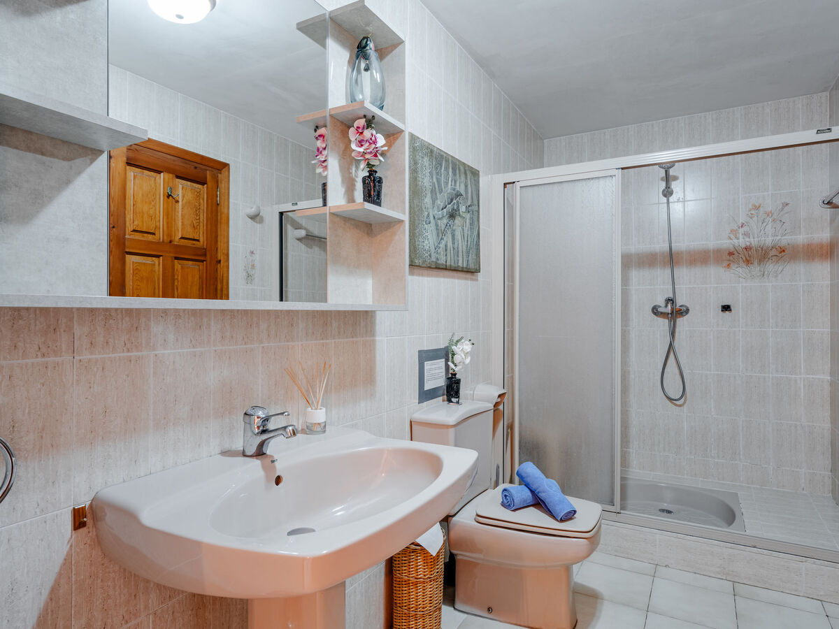 Villa Karima – vue mer, piscine 12 m et jardin 1 000 m² - Photo 26